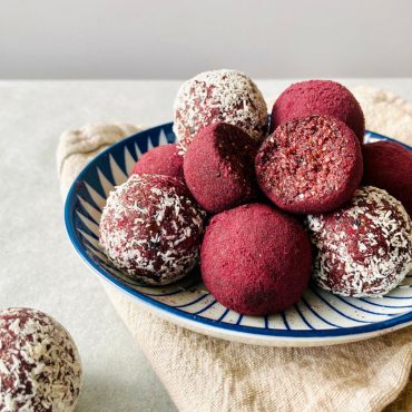 ACAI ENERGIA GOLYÓK – GYORS SNACK EDZÉS ELŐTT